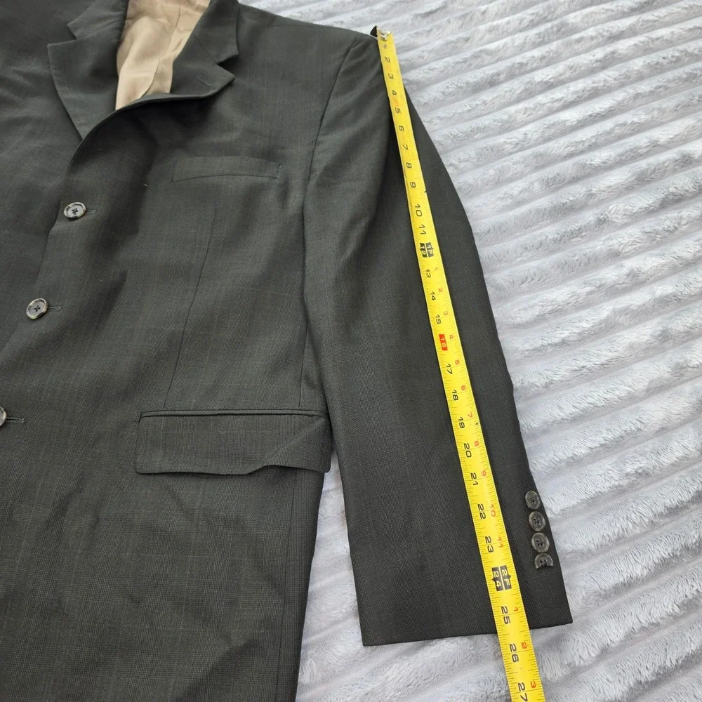 IZOD Mens 2 Piece Suit 43R 35W Charcoal Grey Wool Windowpane Plaid South Africa